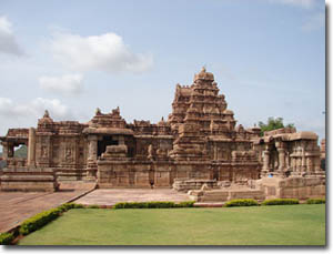 Templo de Virupaksha de Pattadakal
