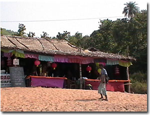 Restaurante en la playa Kudle de Gokarna