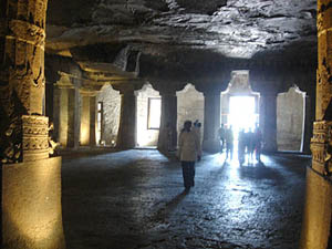 Una de las cuevas de Ajanta