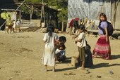 Niños jugando en Sangau