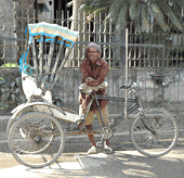 Comductor de rickshaw en Dimapur