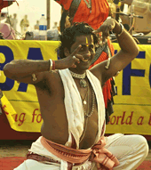 Baile tradicional en Puri