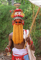 lugareño vestido tradicionalmente en kerala