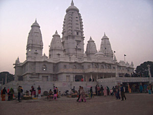 Templo JK, Bhairaun Ghat en Kanpur