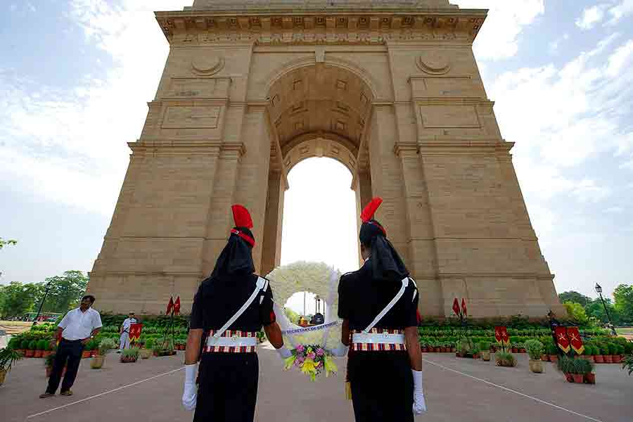 fuga personalizado Cenagal Puerta de la India de Delhi lugar de ceremonias - Viaje por India