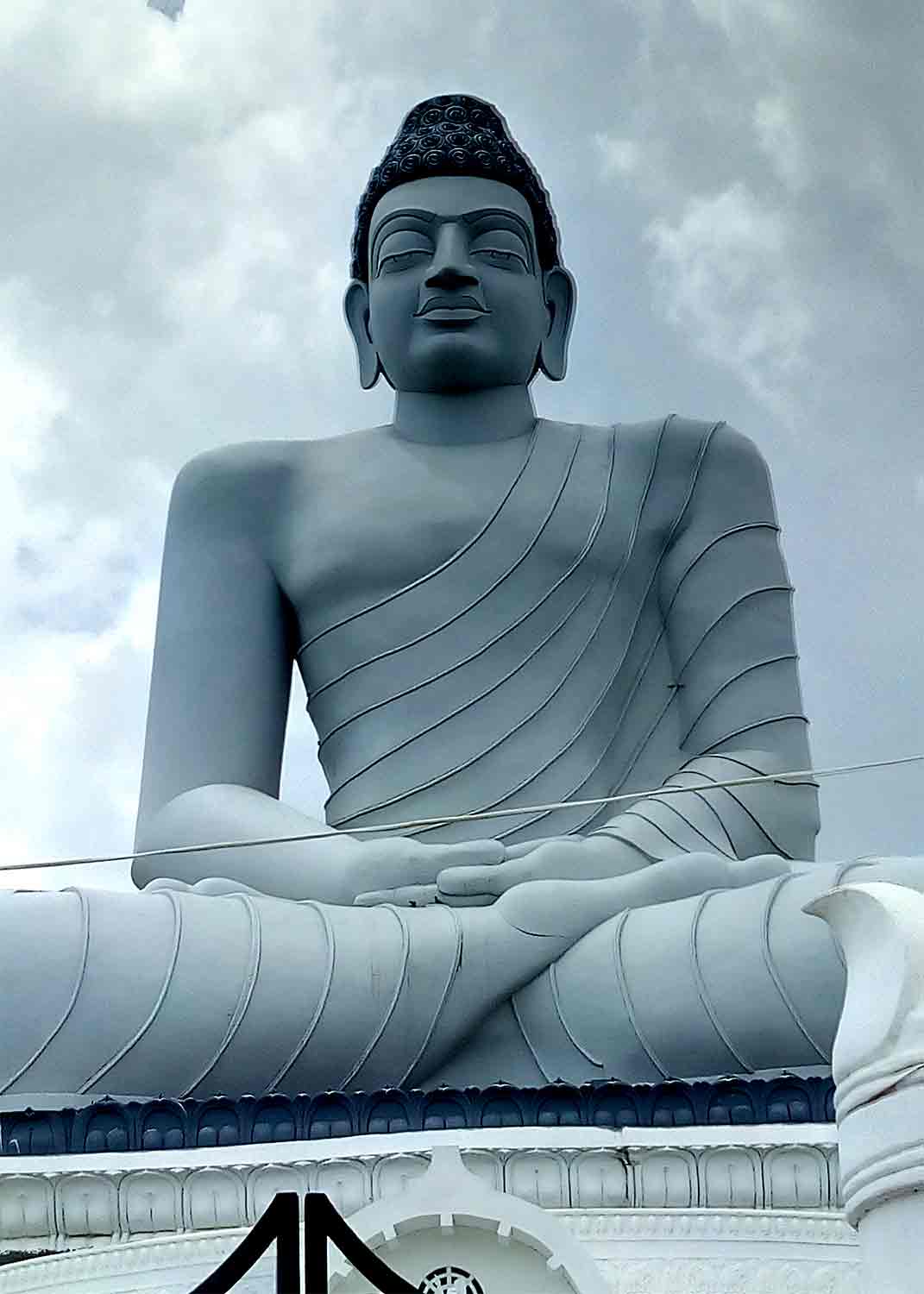 Estatua de Dhyana